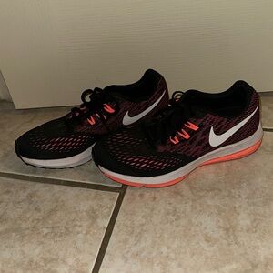 Nike Zoom Winflo 4